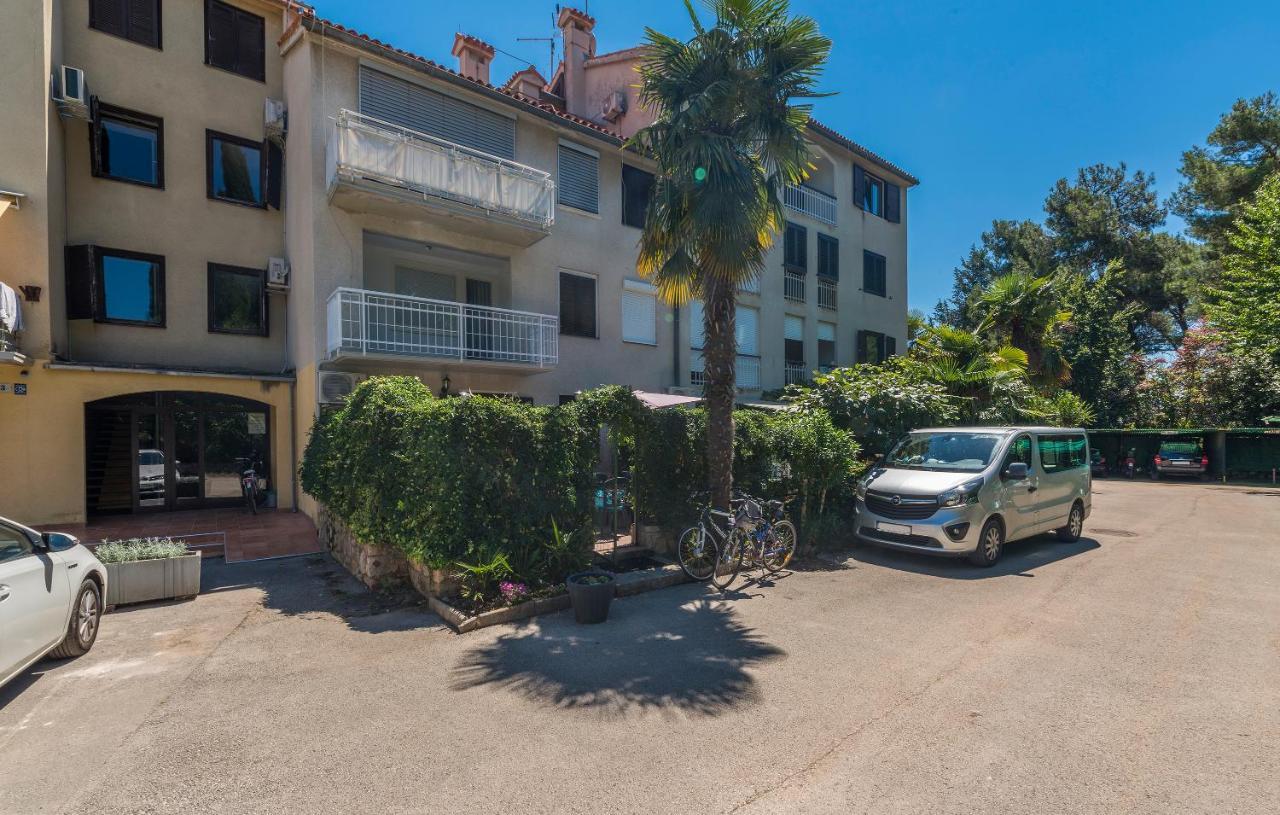 Just Renovated Stylish 2 Bedrooms Apartment Only A Few Steps From The Beach! Novigrad Istria Εξωτερικό φωτογραφία